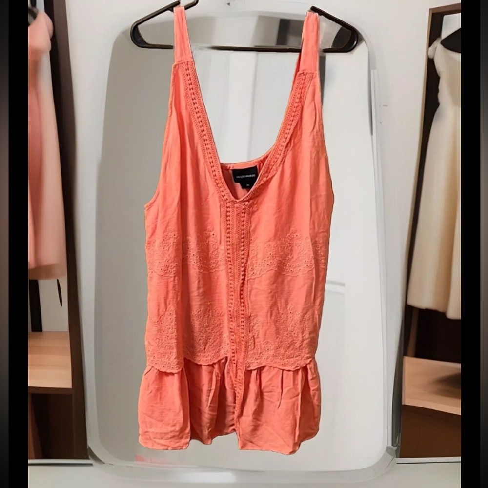 Liv Los Angeles Pink Coral Peplum Crochet Eyelet   Sleeveless Tank Top NWT